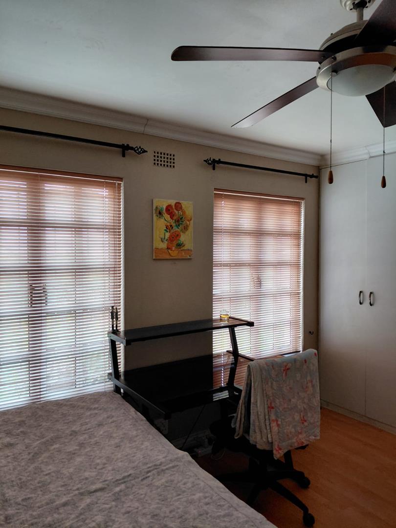 To Let 3 Bedroom Property for Rent in Loevenstein Western Cape